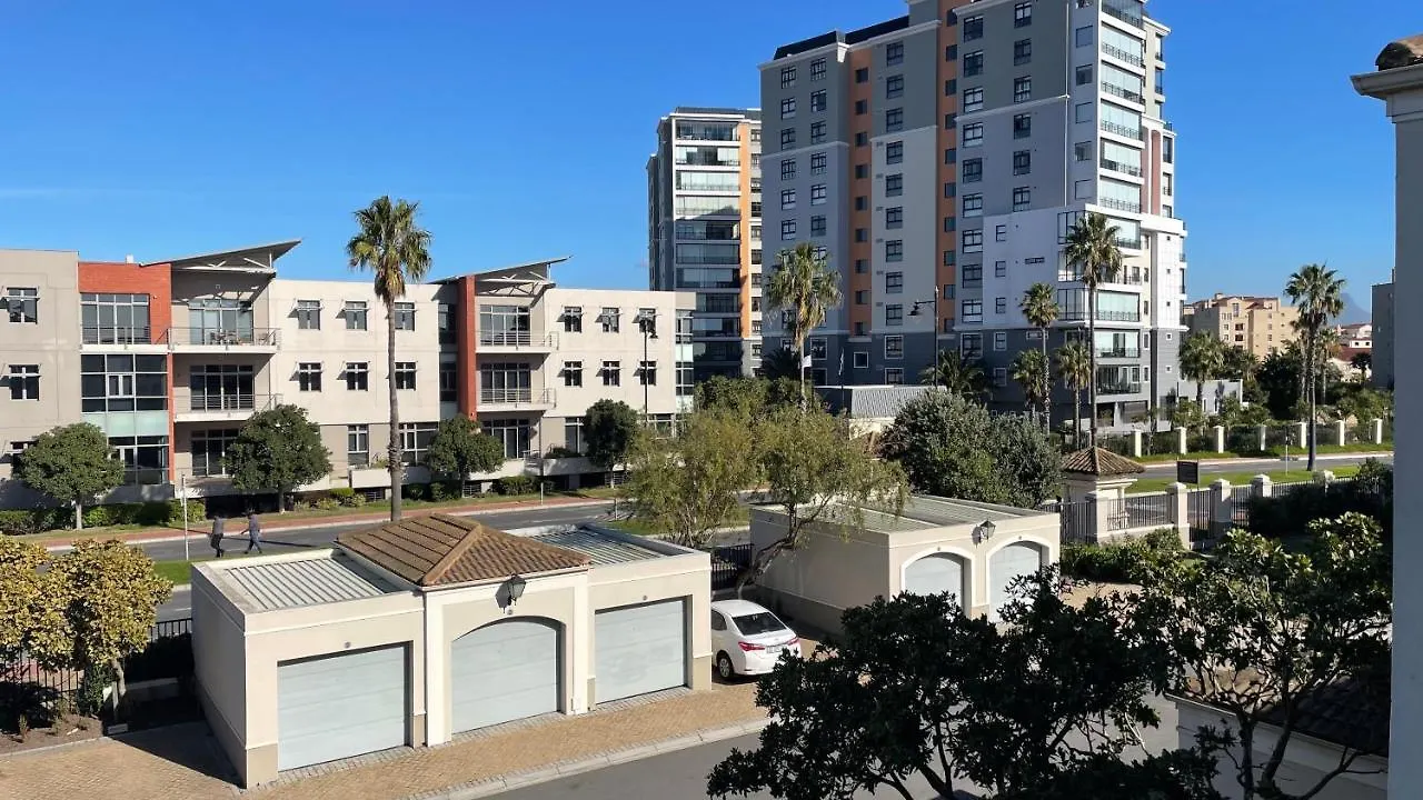 The Coziplace Cape Town Apartment